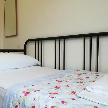 בית הארחה Venice Cityview Guesthouse מרגרה