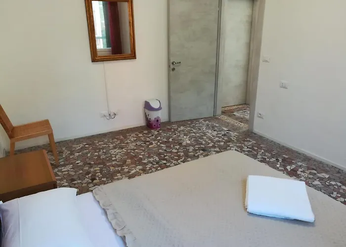 Venice Cityview Guesthouse *